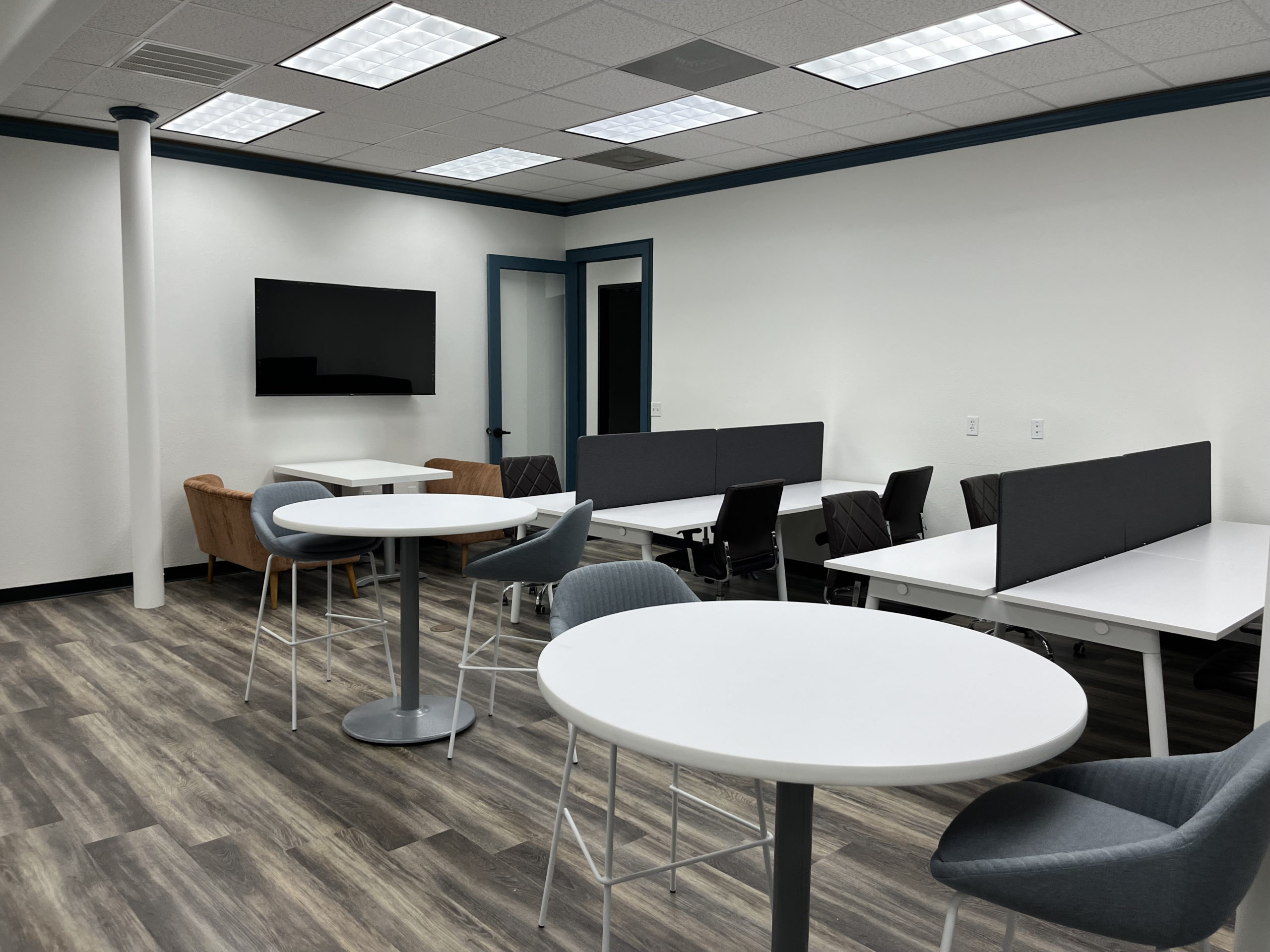Hospitality Bar & Coworking